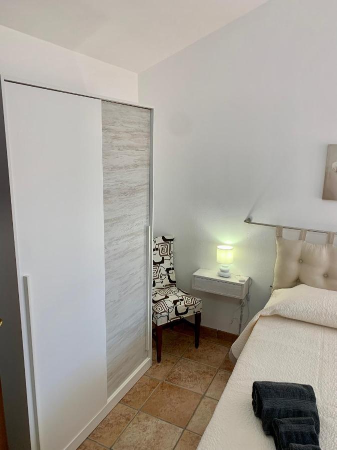 Casa Vacanza V&G Домус де Мария Екстериор снимка